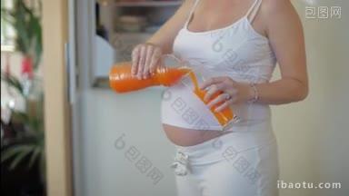 意大利孕妇月喝着橙汁，看着镜头